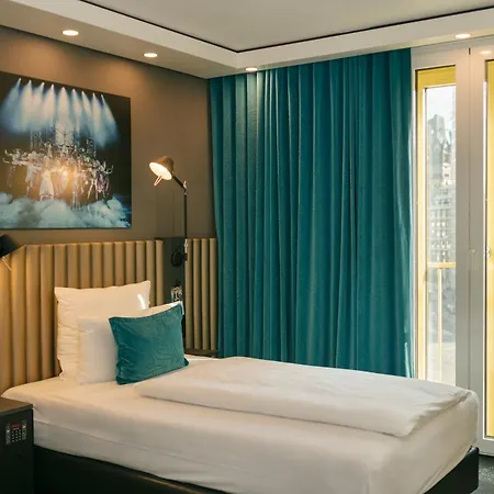 Motel One Berlin-Ku'Damm-2